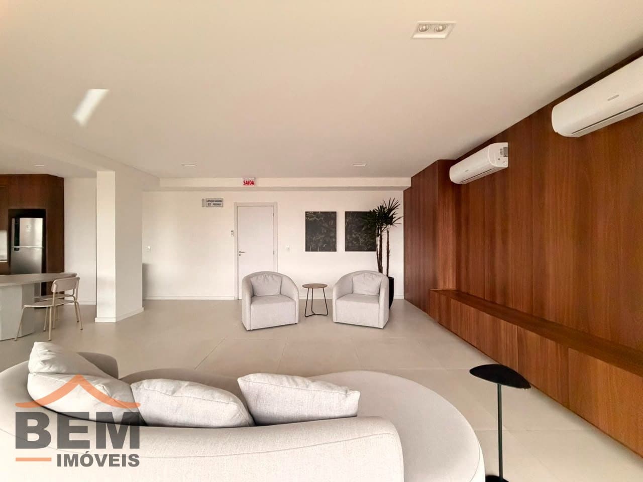 Apartamento para Locação com 1 quarto e 40m² no bairro Centro, em Itajaí