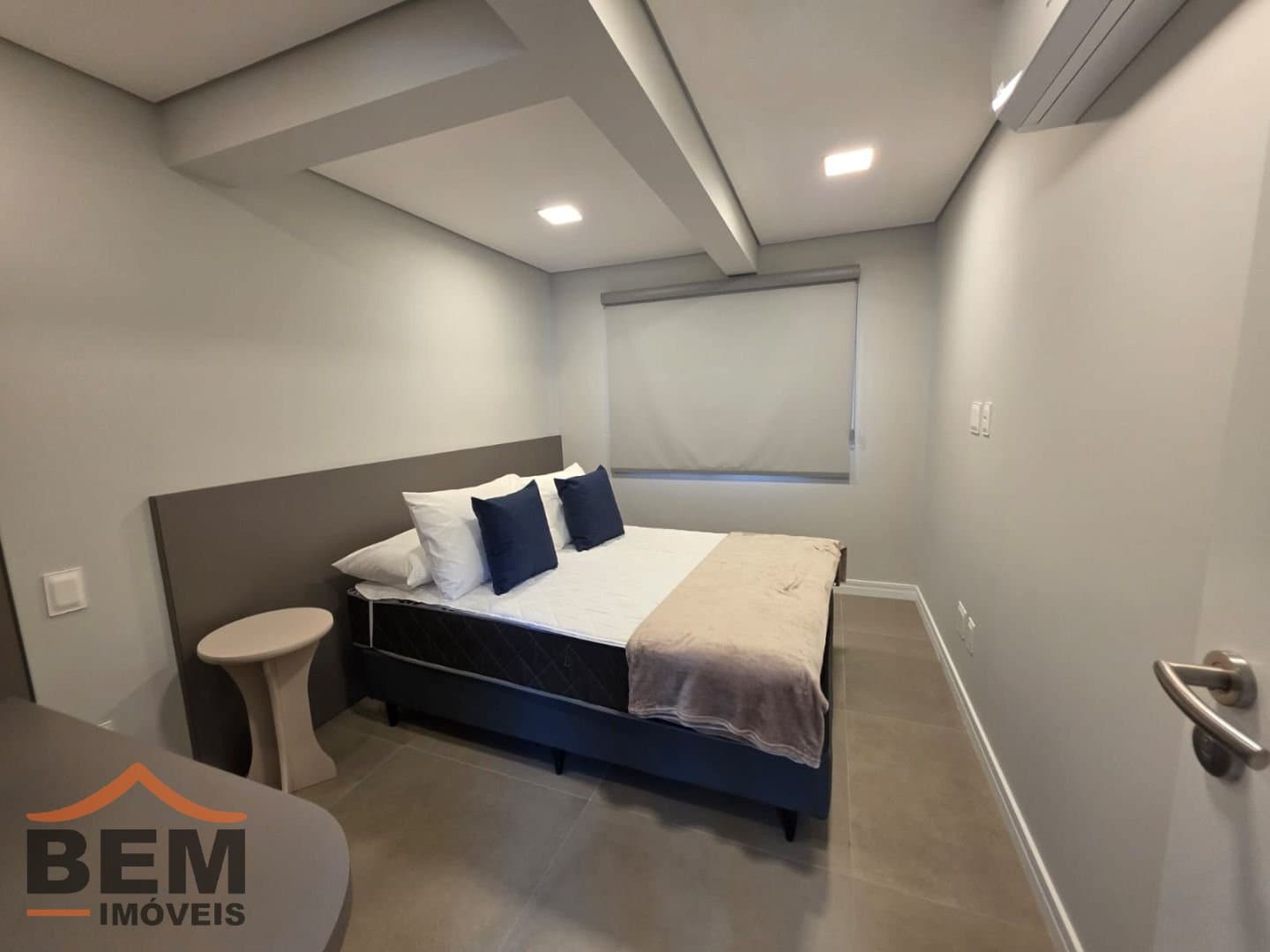 Apartamento para Locação com 1 quarto e 40m² no bairro Praia Brava, em Itajaí