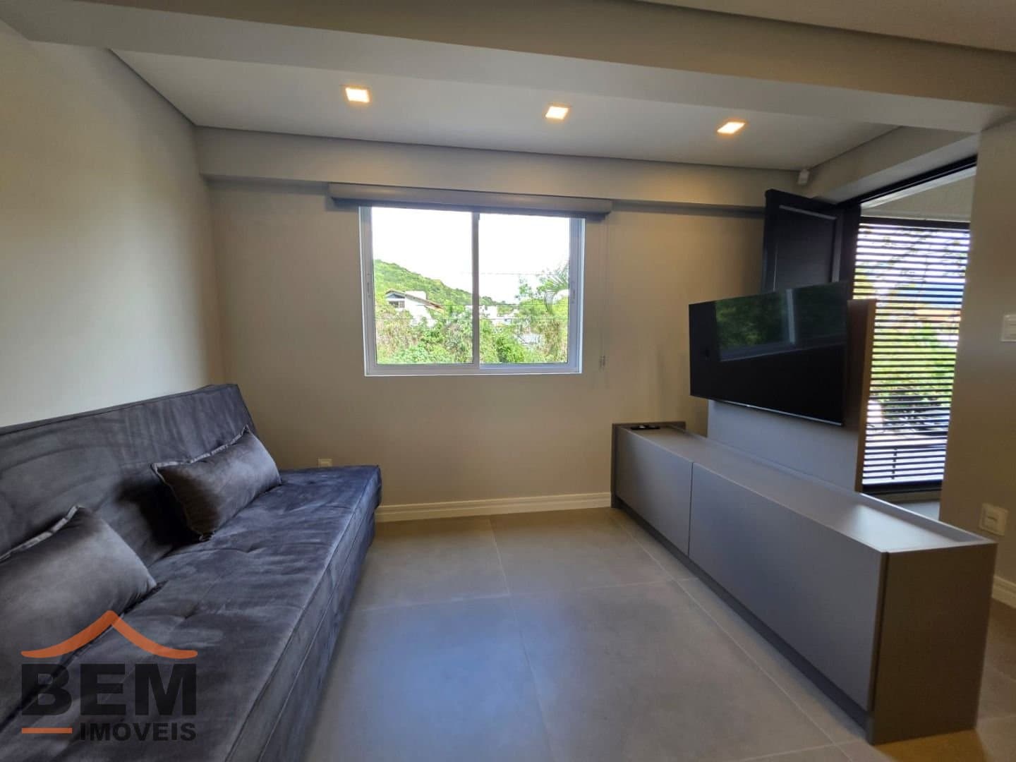 Apartamento para Locação com 1 quarto e 40m² no bairro Praia Brava, em Itajaí