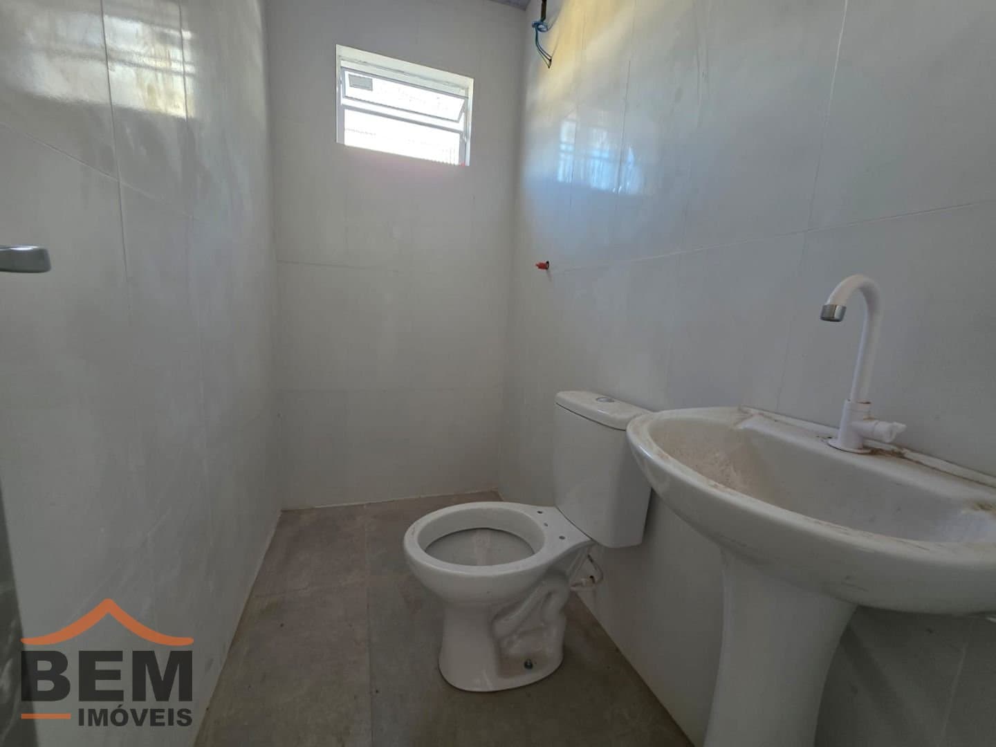 Apartamento para Locação com 1 quarto e 30m² no bairro Bairro Areias, em Camboriú