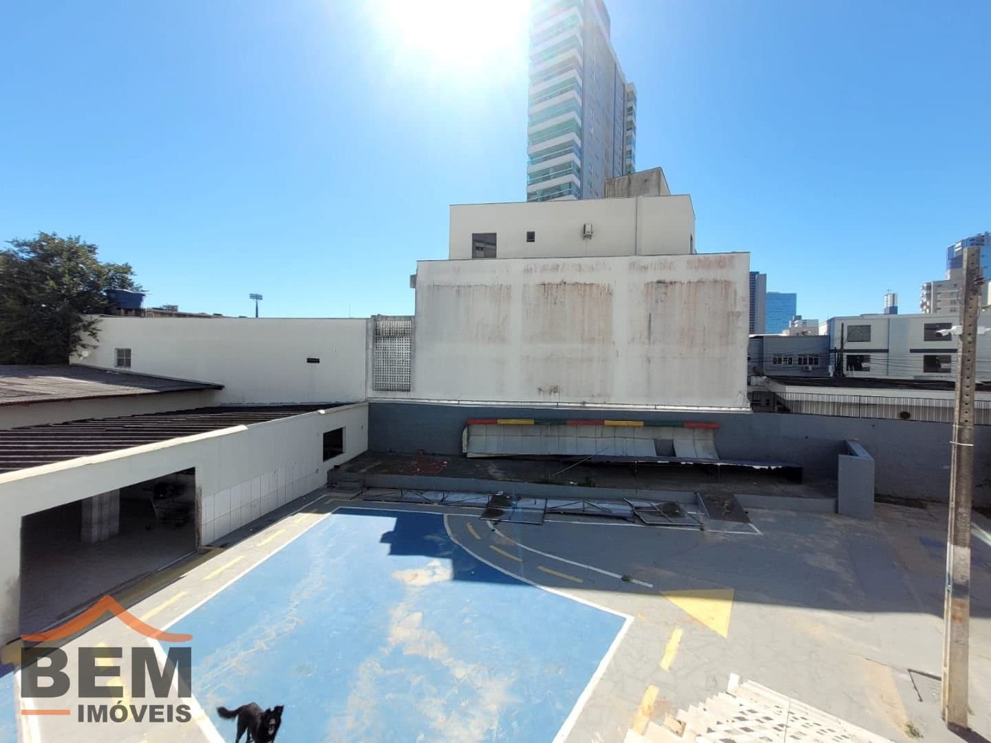 Casa comercial para Locação com 2 quartos e 500m² no bairro Centro, em Itajaí