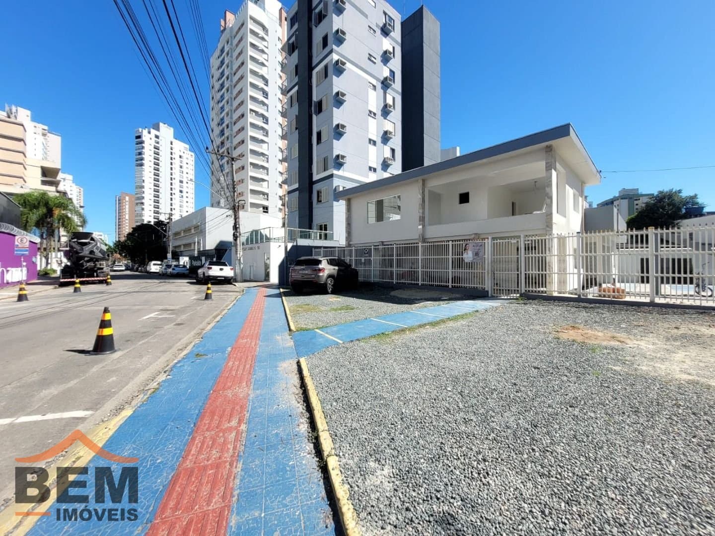 Casa comercial para Locação com 2 quartos e 500m² no bairro Centro, em Itajaí