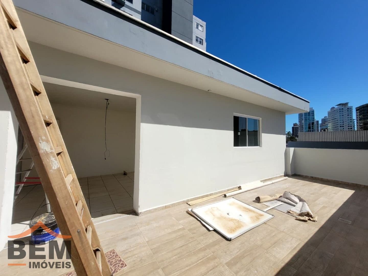 Casa comercial para Locação com 2 quartos e 500m² no bairro Centro, em Itajaí