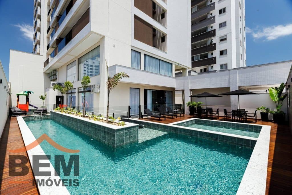 Apartamento para Venda com 2 quartos e 67m² no bairro São João, em Itajaí