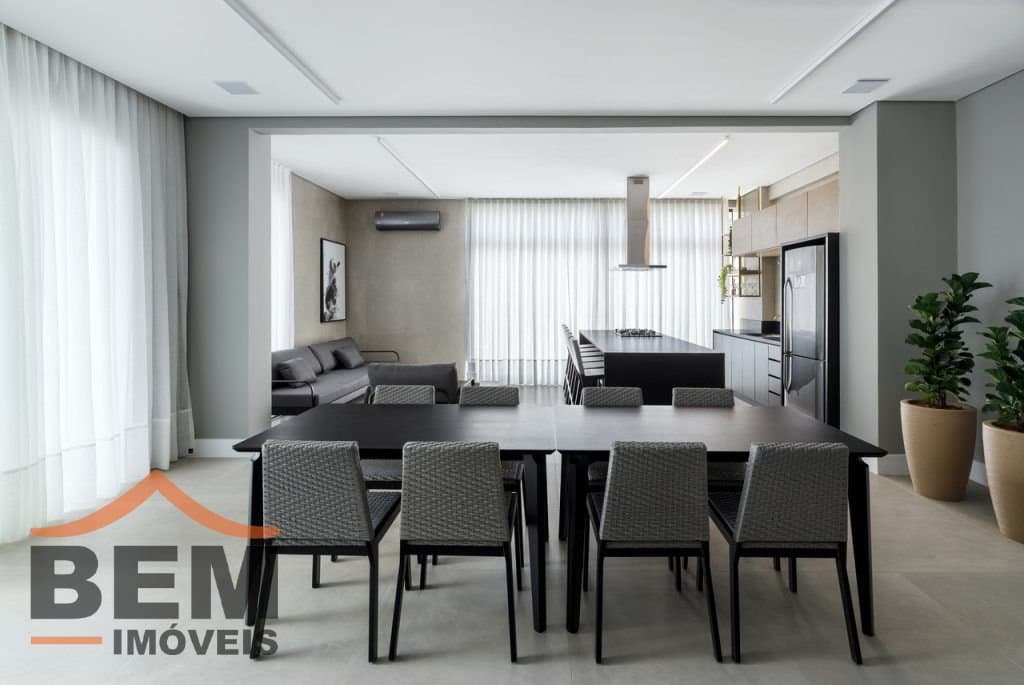 Apartamento para Venda com 2 quartos e 67m² no bairro São João, em Itajaí
