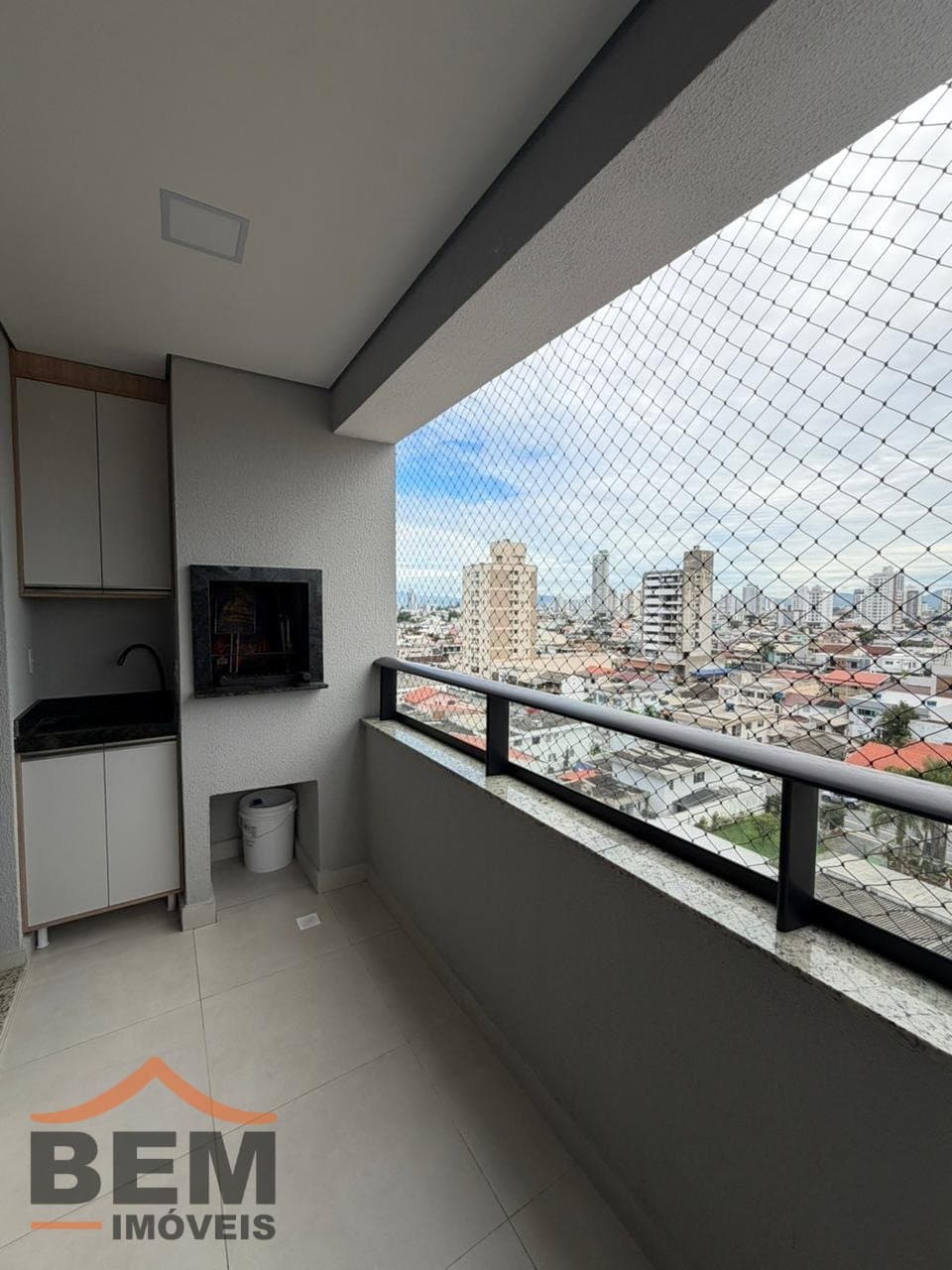 Apartamento para Venda com 3 quartos e 80m² no bairro Dom Bosco, em Itajaí