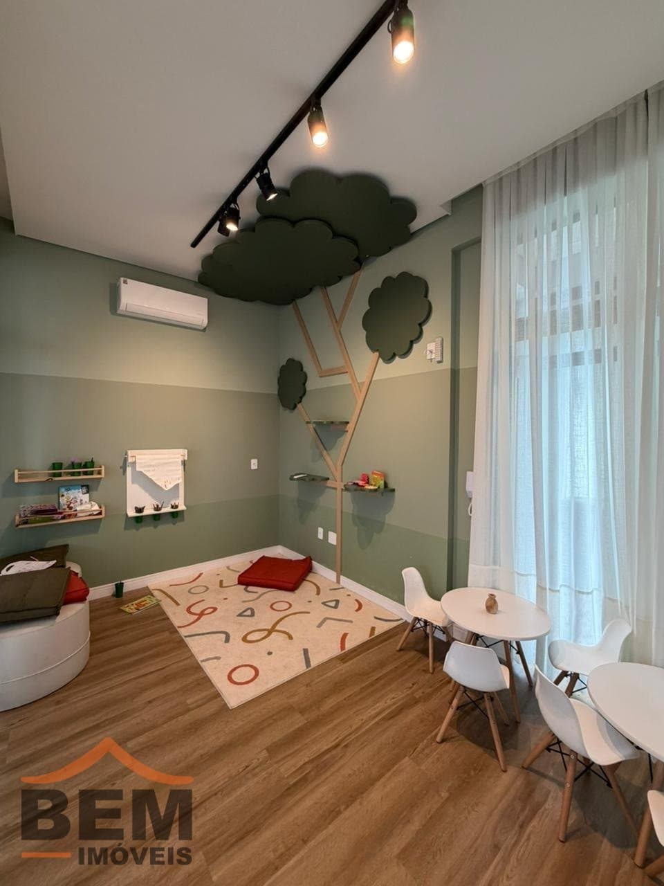 Apartamento para Venda com 3 quartos e 80m² no bairro Dom Bosco, em Itajaí