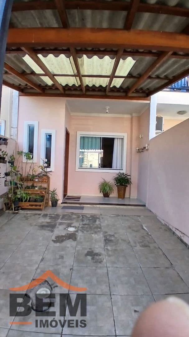 Casa comercial para Venda com 2 quartos e 72m² no bairro Santa Regina, em Camboriú