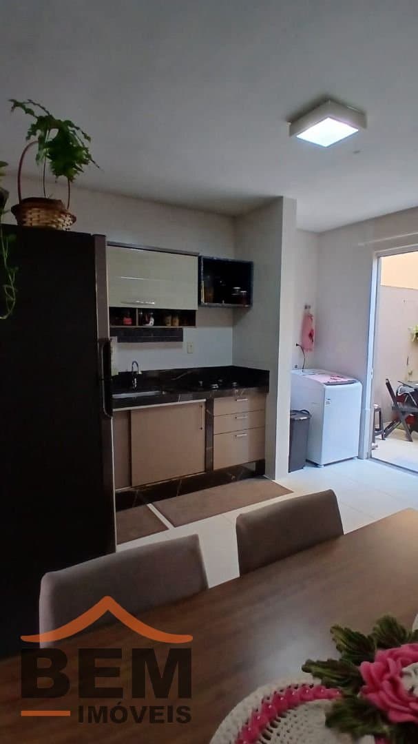 Casa comercial para Venda com 2 quartos e 72m² no bairro Santa Regina, em Camboriú