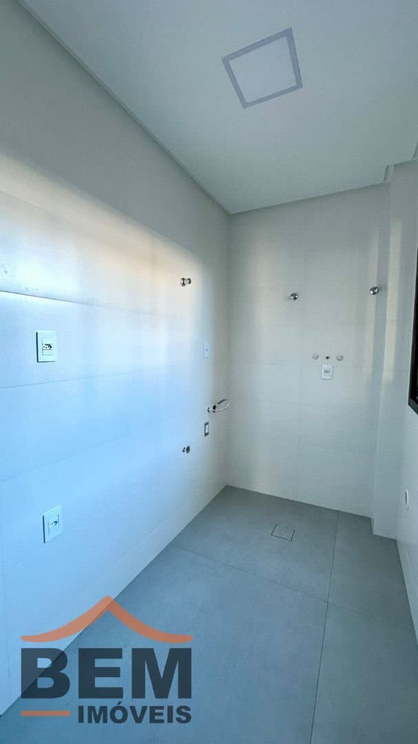 Casa para Venda com 3 quartos e 149m² no bairro Cabeçudas, em Itajaí
