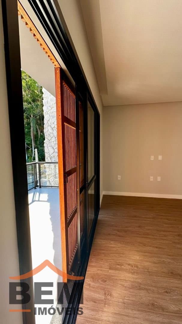 Casa para Venda com 3 quartos e 149m² no bairro Cabeçudas, em Itajaí