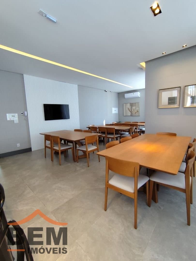 Apartamento para Venda com 2 quartos no bairro Centro, em Itajaí