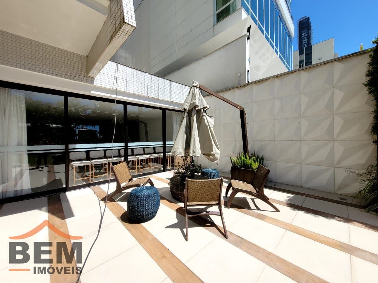 Apartamento para Locação com 3 quartos e 139m² no bairro Frente Mar, em Balneário Camboriú: 28- ÁREA COMUM