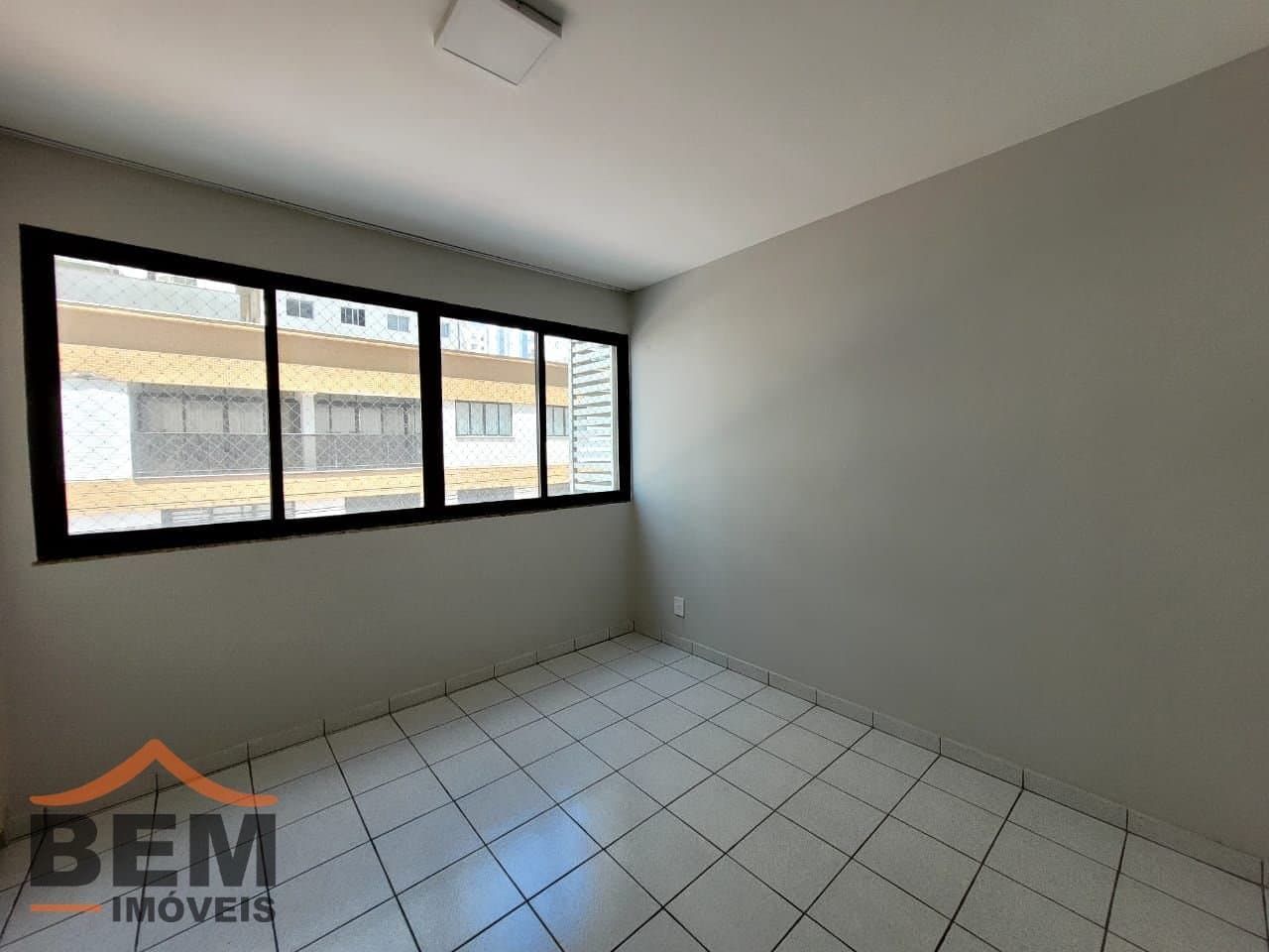 Apartamento para Locação com 3 quartos e 139m² no bairro Frente Mar, em Balneário Camboriú: 21- DORMITÓRIO 03