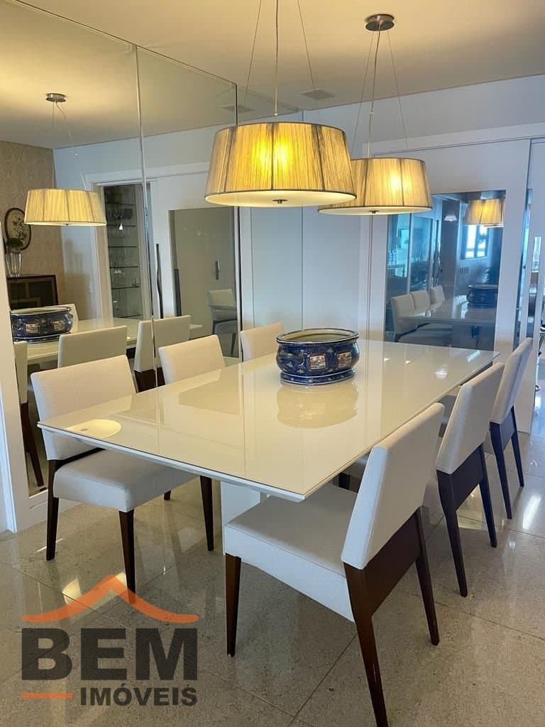 Apartamento para Locação com 5 quartos e 235m² no bairro Frente Mar, em Balneário Camboriú: 28- SALA DE JANTAR
