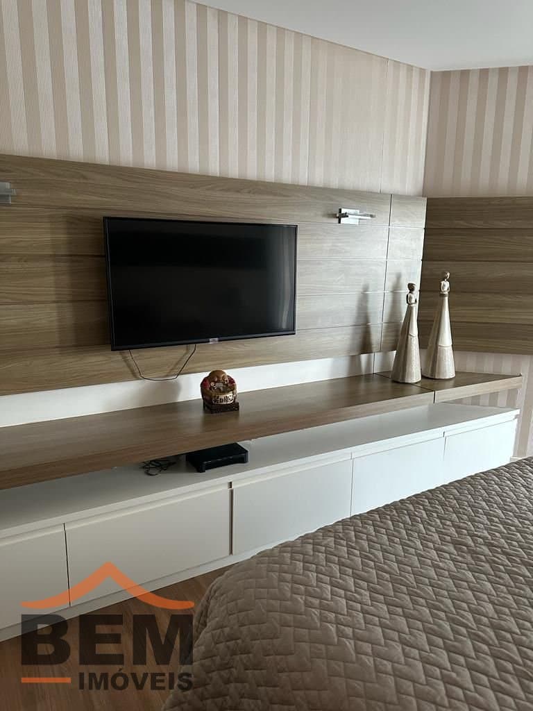 Apartamento para Locação com 5 quartos e 235m² no bairro Frente Mar, em Balneário Camboriú: 17 DORMITÓRIO SUÍTE 01