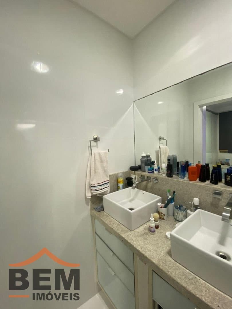 Casa para Venda com 3 quartos e 228m² no bairro Ressacada, em Itajaí