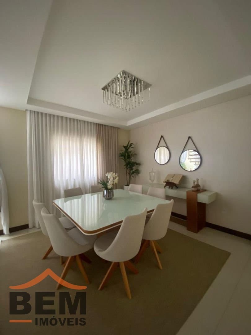 Casa para Venda com 3 quartos e 228m² no bairro Ressacada, em Itajaí