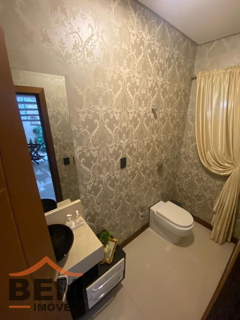 Casa para Venda com 3 quartos e 228m² no bairro Ressacada, em Itajaí