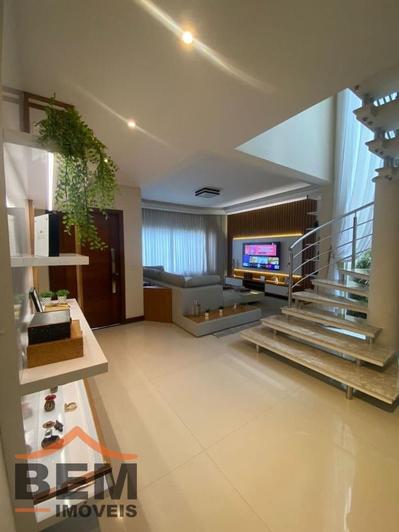 Casa para Venda com 3 quartos e 228m² no bairro Ressacada, em Itajaí