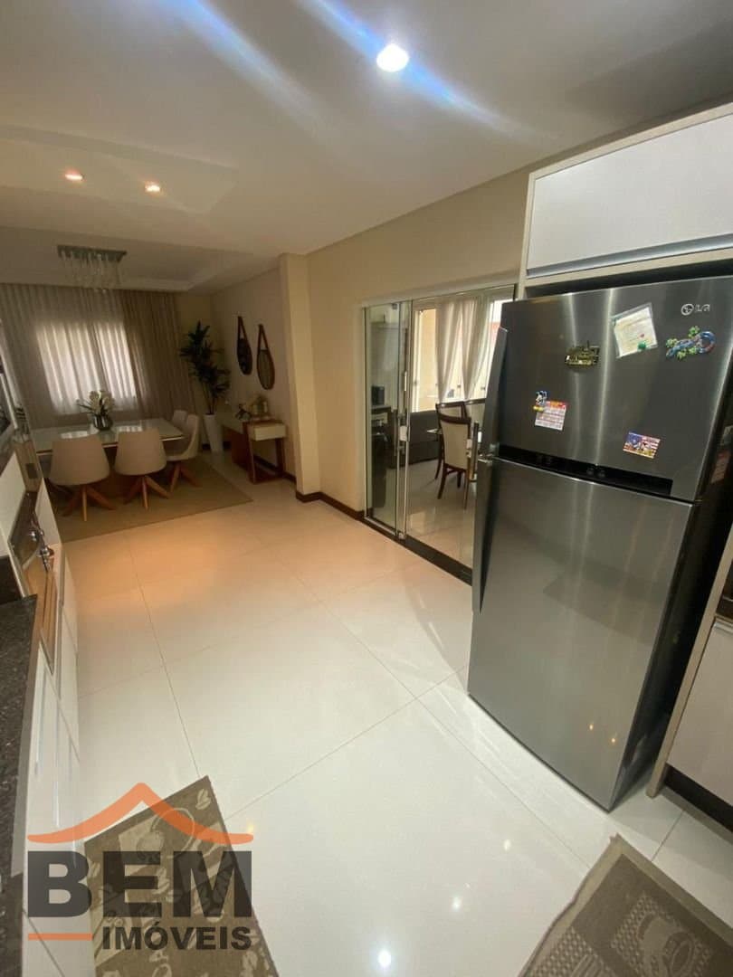 Casa para Venda com 3 quartos e 228m² no bairro Ressacada, em Itajaí