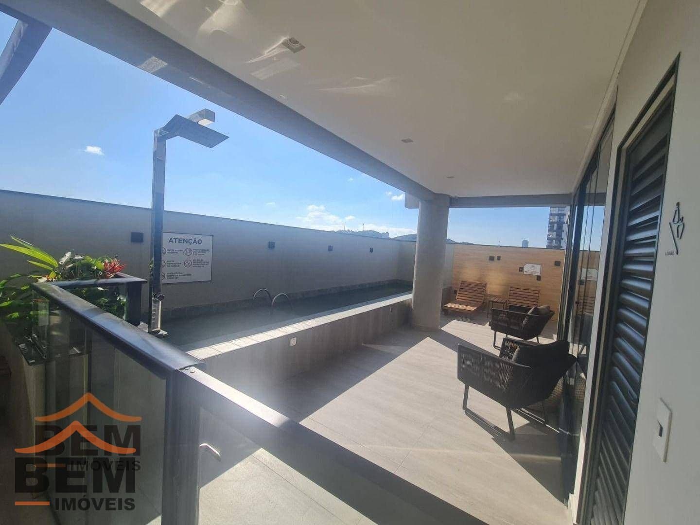 Apartamento para Locação com 2 quartos e 70m² no bairro Centro, em Camboriú