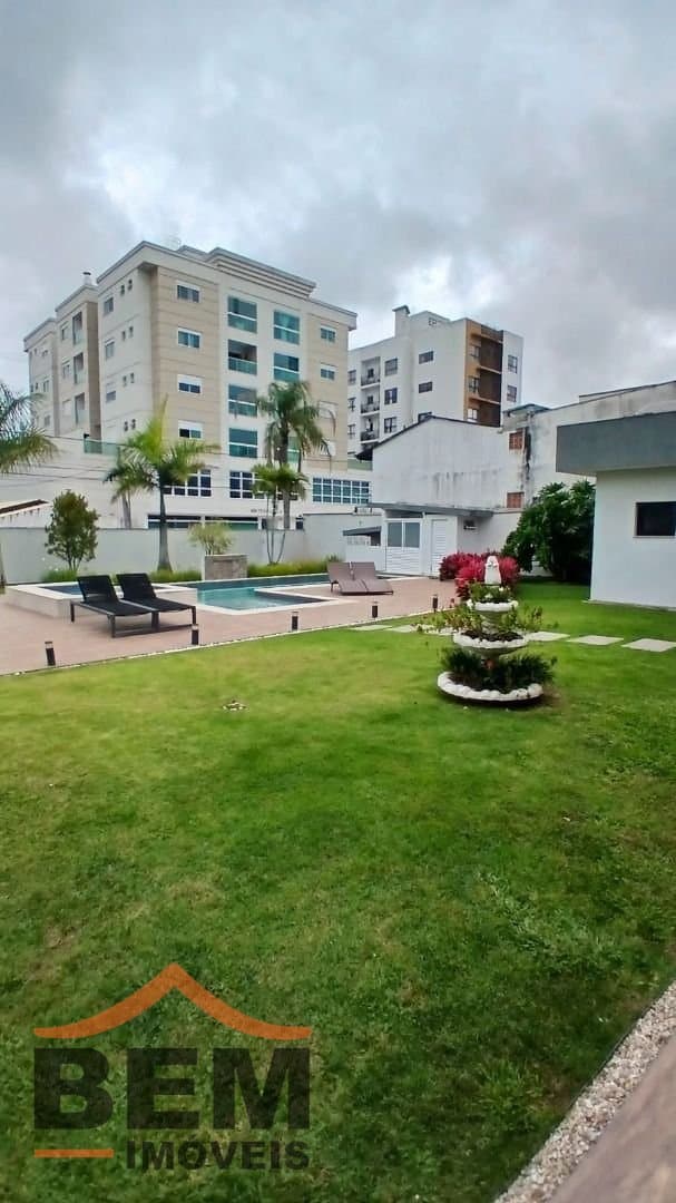 Casa para Venda com 3 quartos e 380m² no bairro Vila Real, em Balneário Camboriú