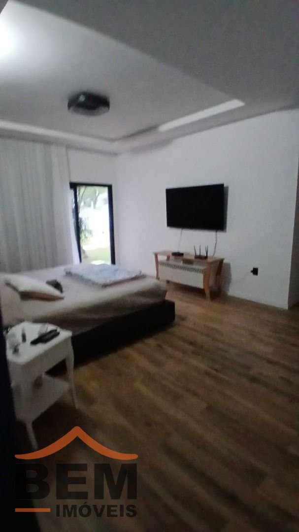 Casa para Venda com 3 quartos e 380m² no bairro Vila Real, em Balneário Camboriú