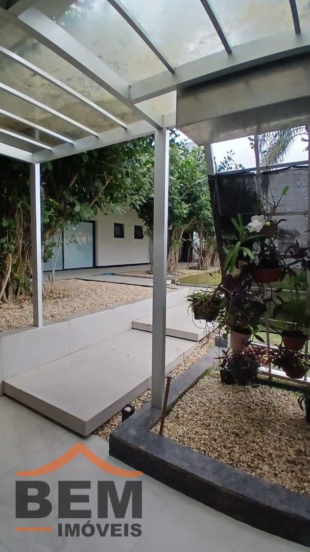 Casa para Venda com 3 quartos e 380m² no bairro Vila Real, em Balneário Camboriú