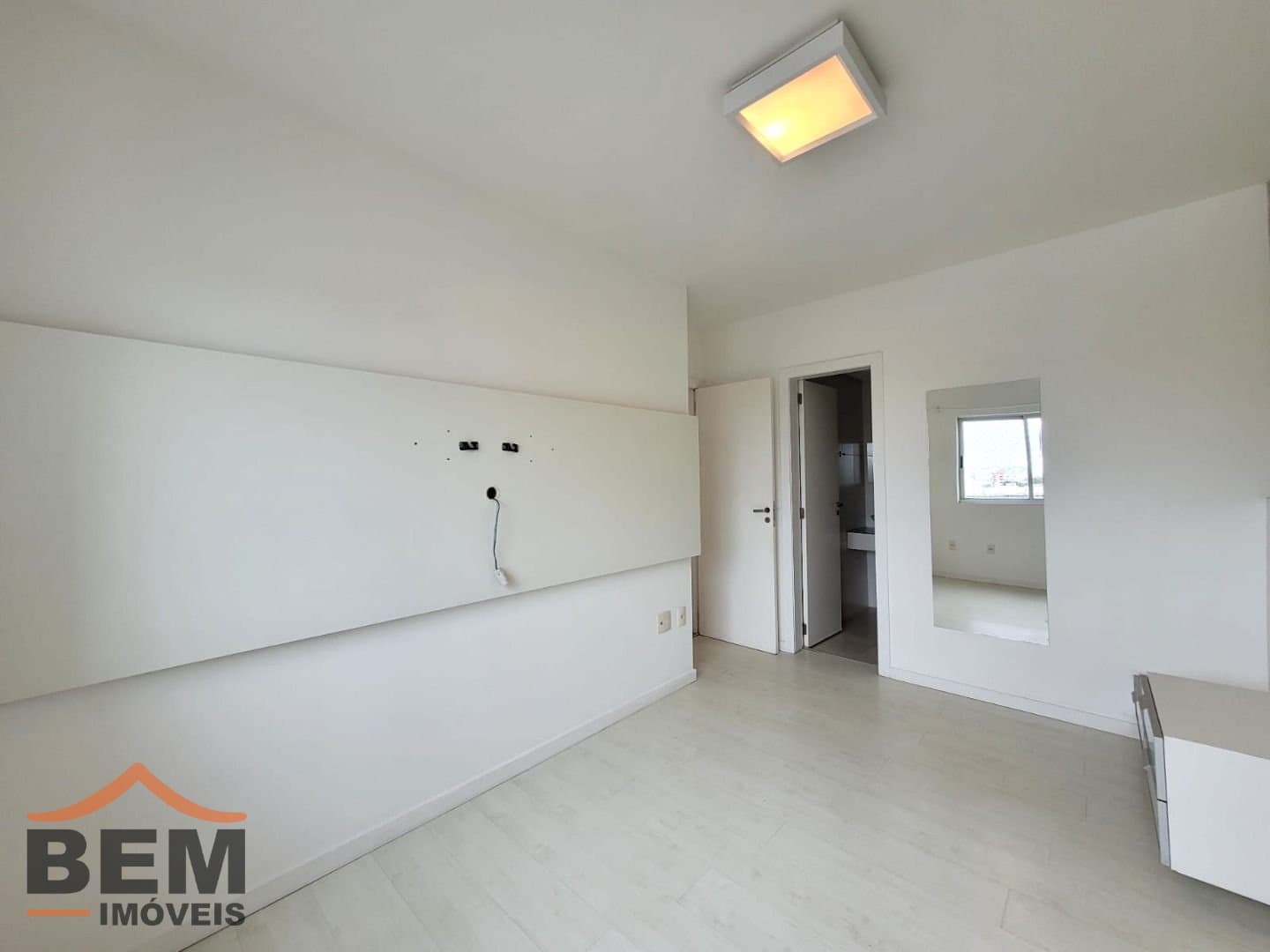 Apartamento para Venda com 2 quartos e 59m² no bairro Barra do Rio, em Itajaí