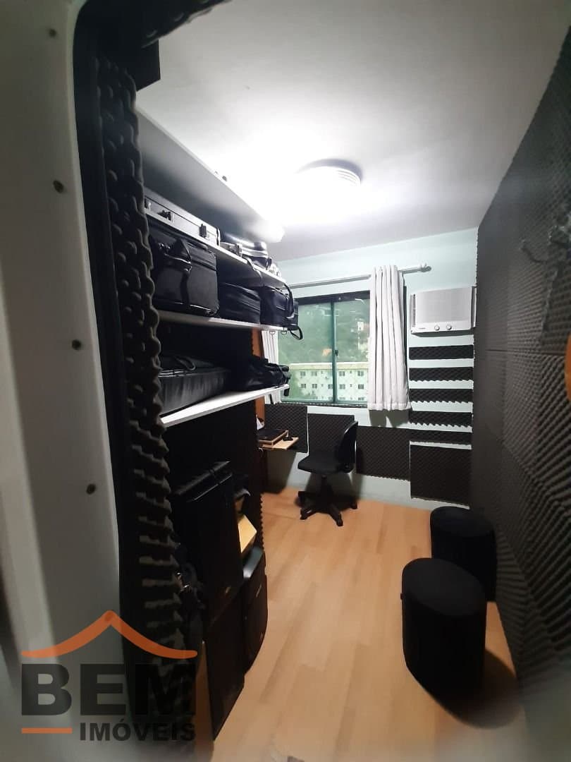 Apartamento para Venda com 3 quartos e 96m² no bairro Centro, em Itajaí