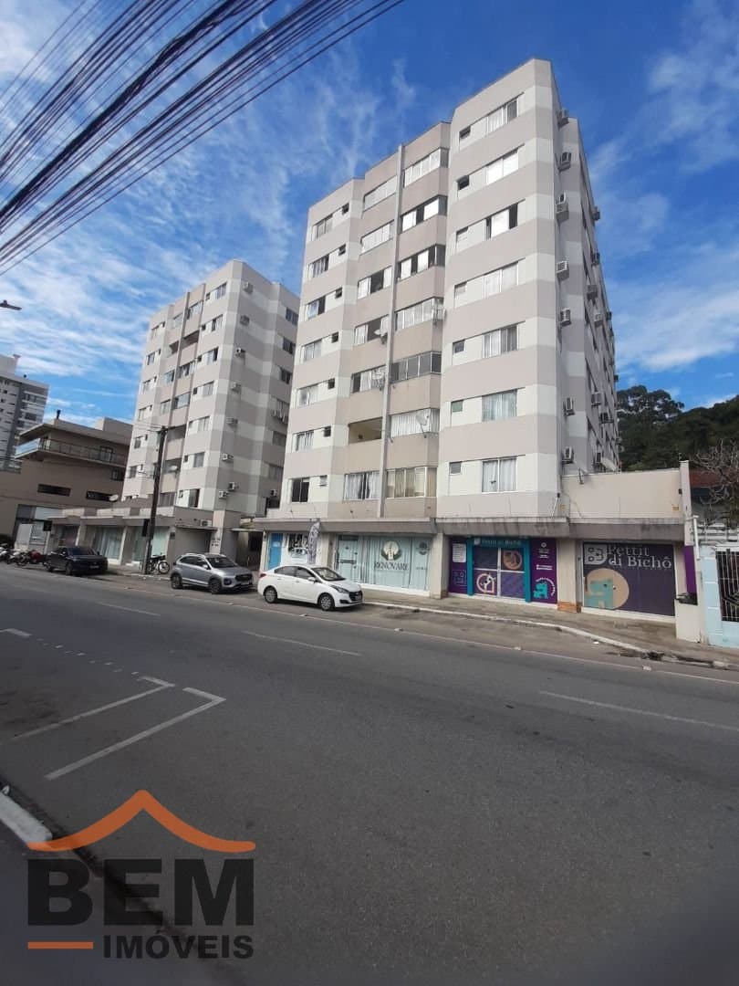 Apartamento para Venda com 3 quartos e 96m² no bairro Centro, em Itajaí