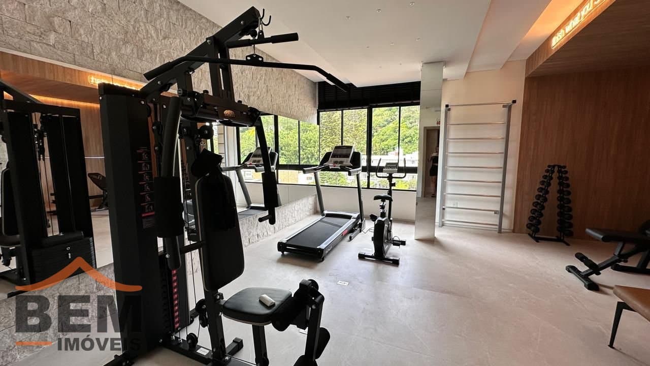 Apartamento Duplex para Venda com 3 quartos e 300m² no bairro Cabeçudas, em Itajaí