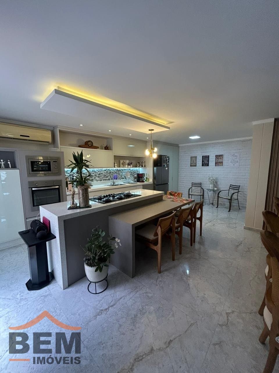 Casa para Venda com 3 quartos e 340m² no bairro Várzea do Ranchinho (Monte Alegre), em Camboriú