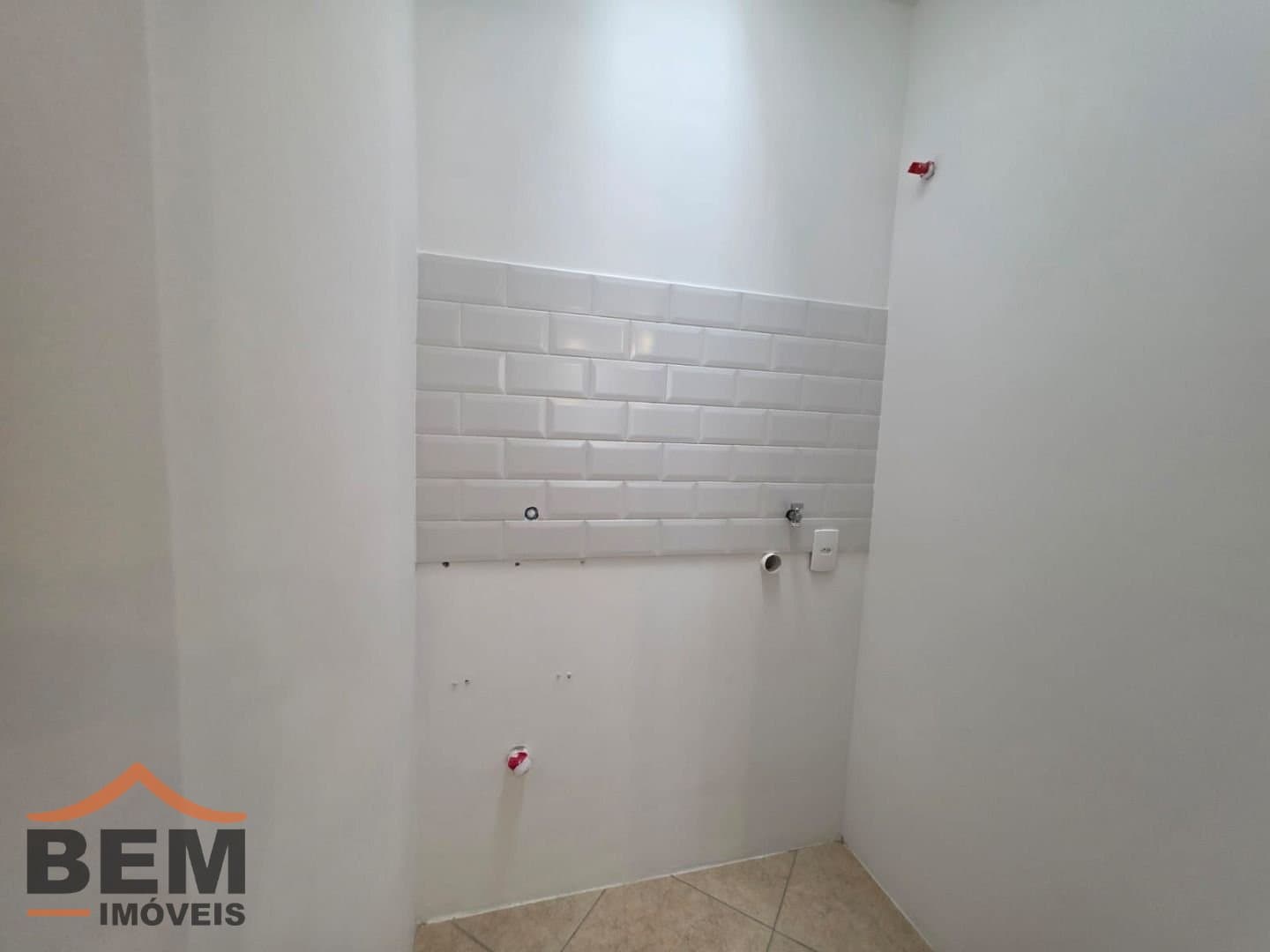 Apartamento para Locação com 1 quarto e 40m² no bairro Nações, em Balneário Camboriú: 05- DORMITÓRIO