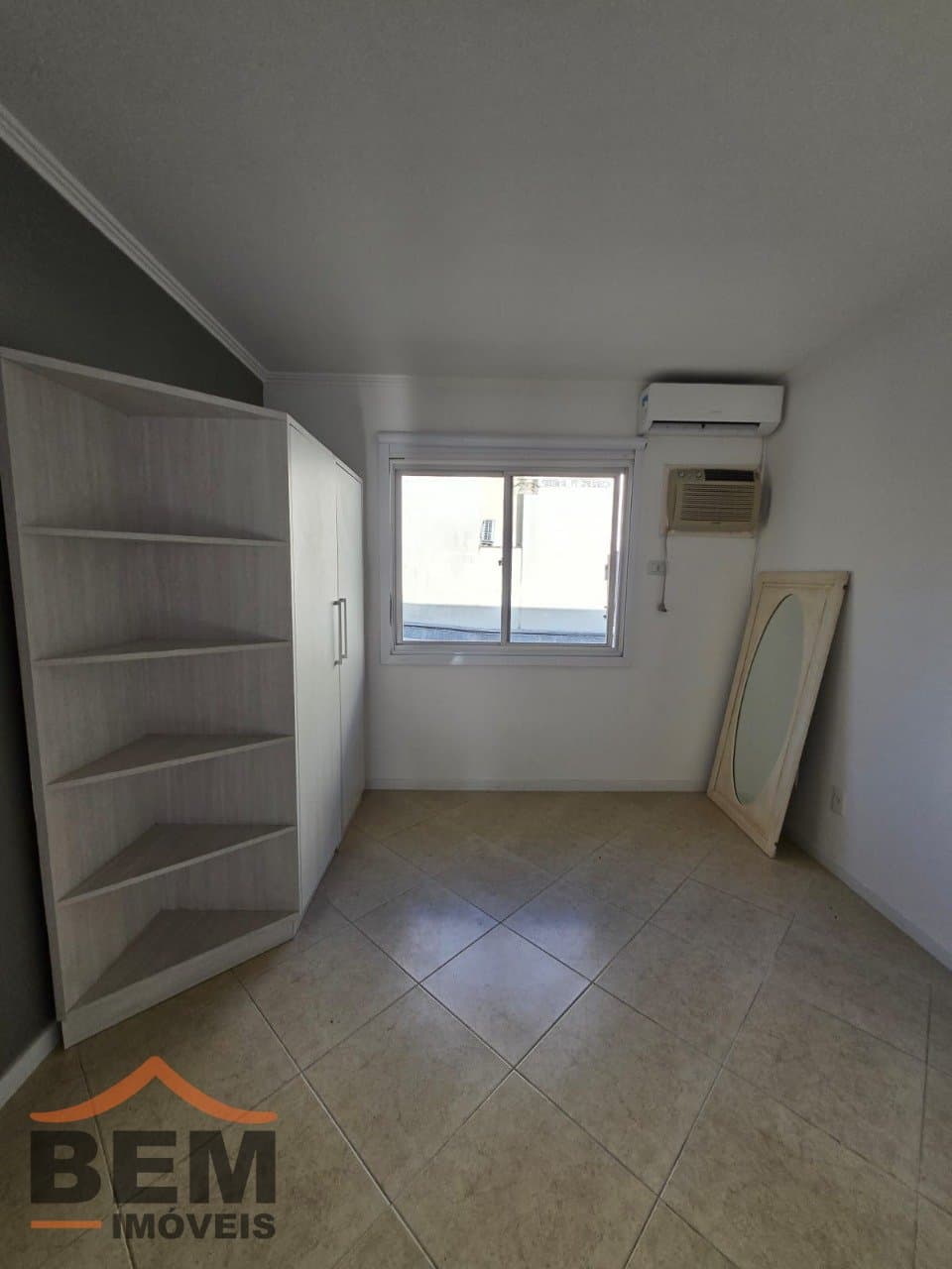 Apartamento para Locação com 1 quarto e 40m² no bairro Nações, em Balneário Camboriú: 06- DORMITÓRIO 