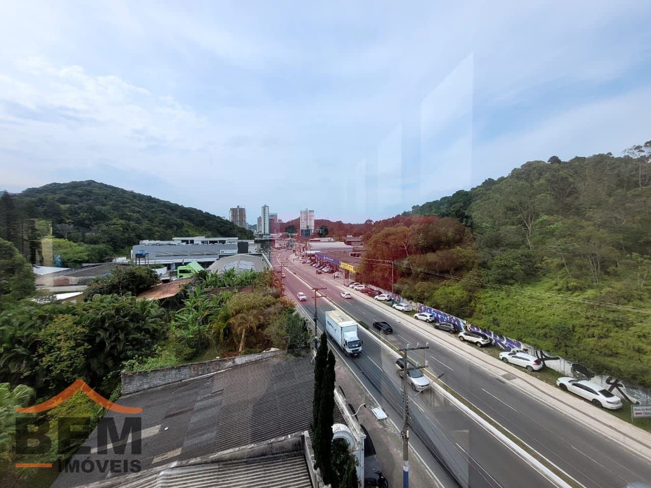 Salas/Conjuntos para Locação com 260m² no bairro Ariribá, em Balneário Camboriú: 04- VISTA 