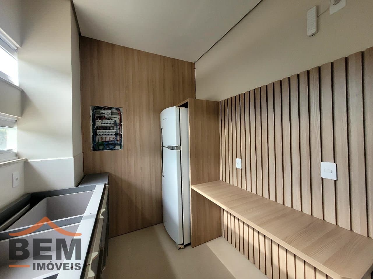 Salas/Conjuntos para Locação com 260m² no bairro Ariribá, em Balneário Camboriú: 09- COZINHA