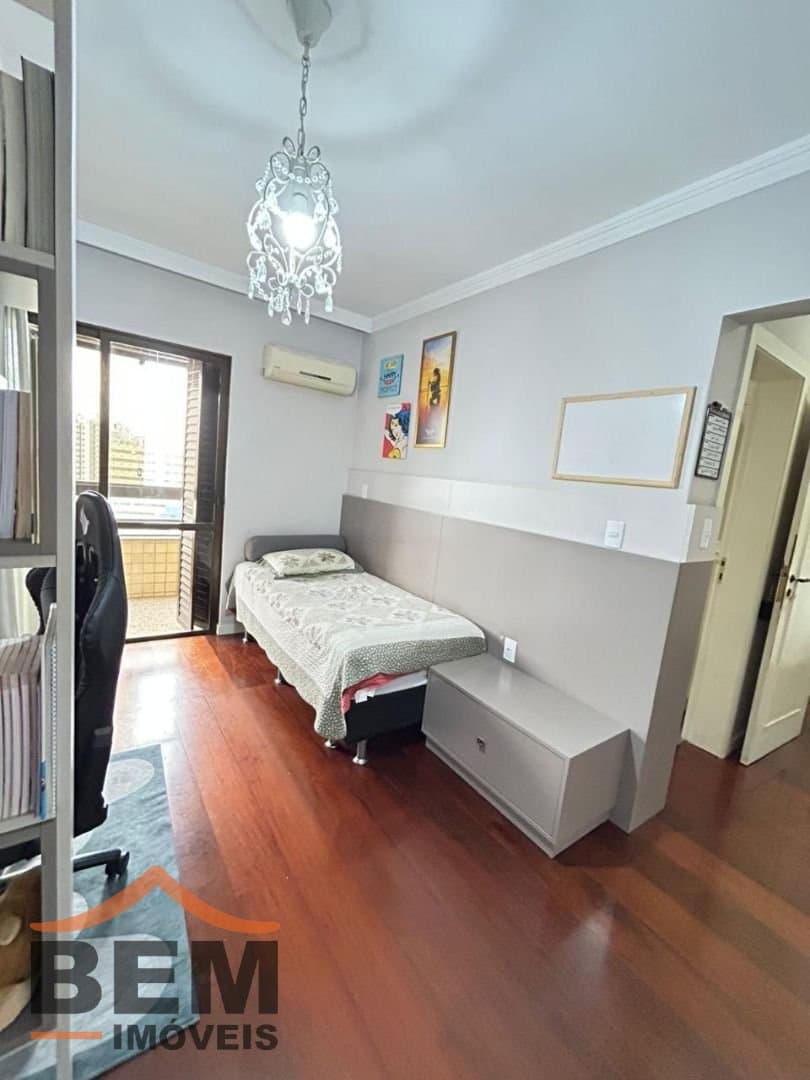 Apartamento para Venda com 4 quartos e 316m² no bairro Centro, em Itajaí