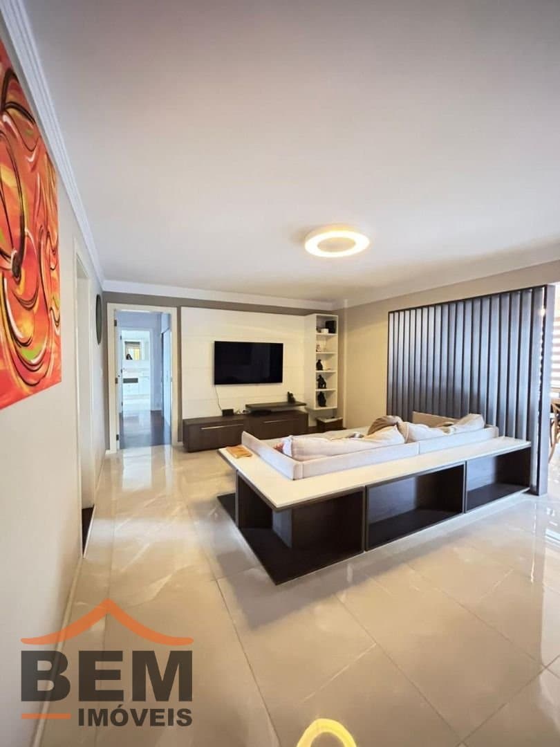 Apartamento para Venda com 4 quartos e 316m² no bairro Centro, em Itajaí