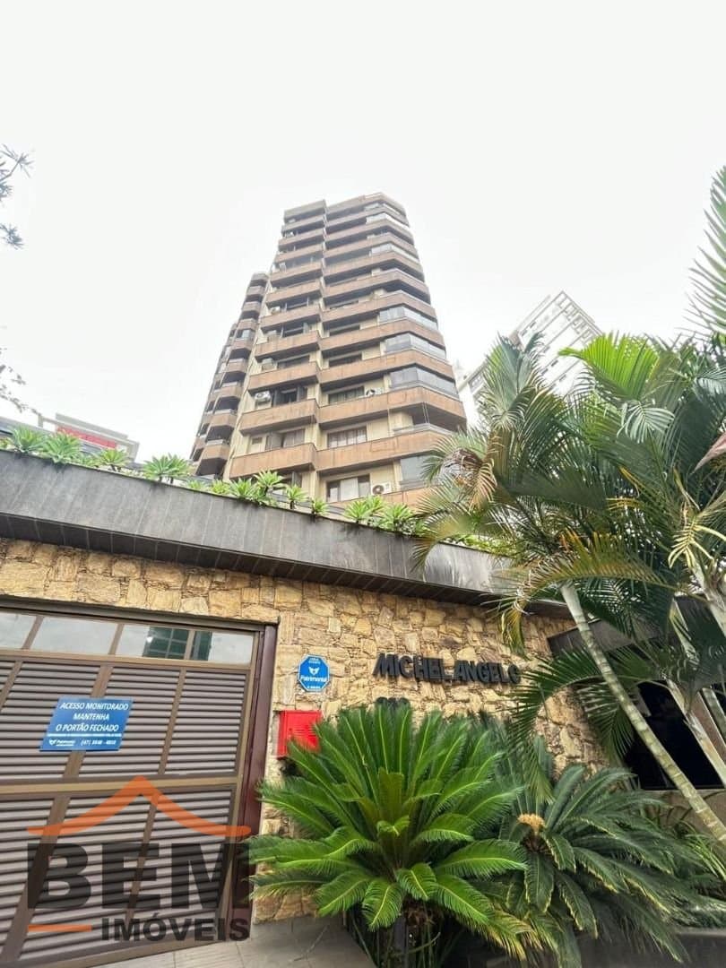 Apartamento para Venda com 4 quartos e 316m² no bairro Centro, em Itajaí