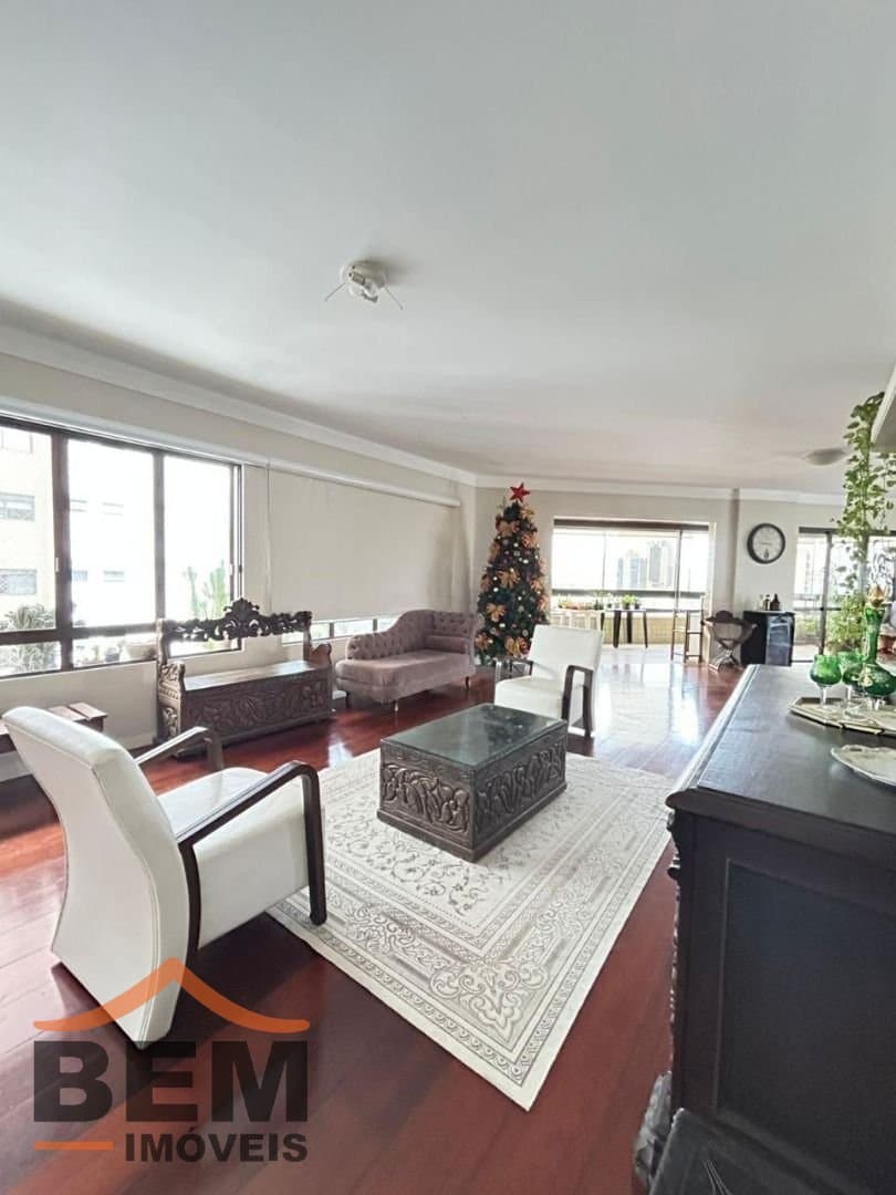 Apartamento para Venda com 4 quartos e 316m² no bairro Centro, em Itajaí
