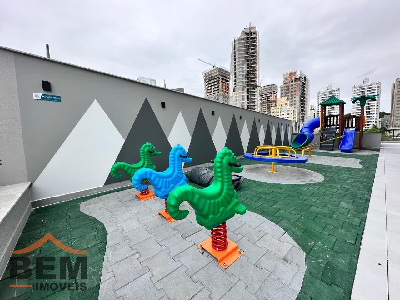 Apartamento para Venda com 3 quartos e 106m² no bairro Praia Brava, em Itajaí