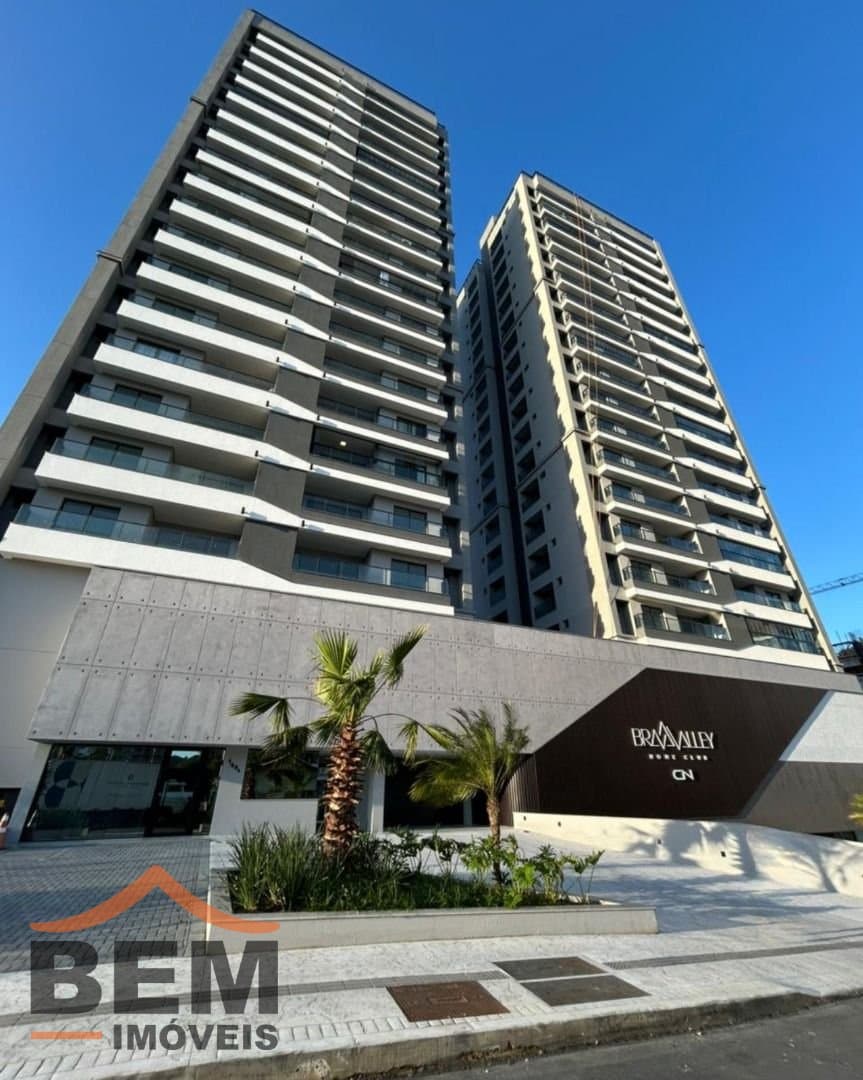 Apartamento para Venda com 3 quartos e 106m² no bairro Praia Brava, em Itajaí