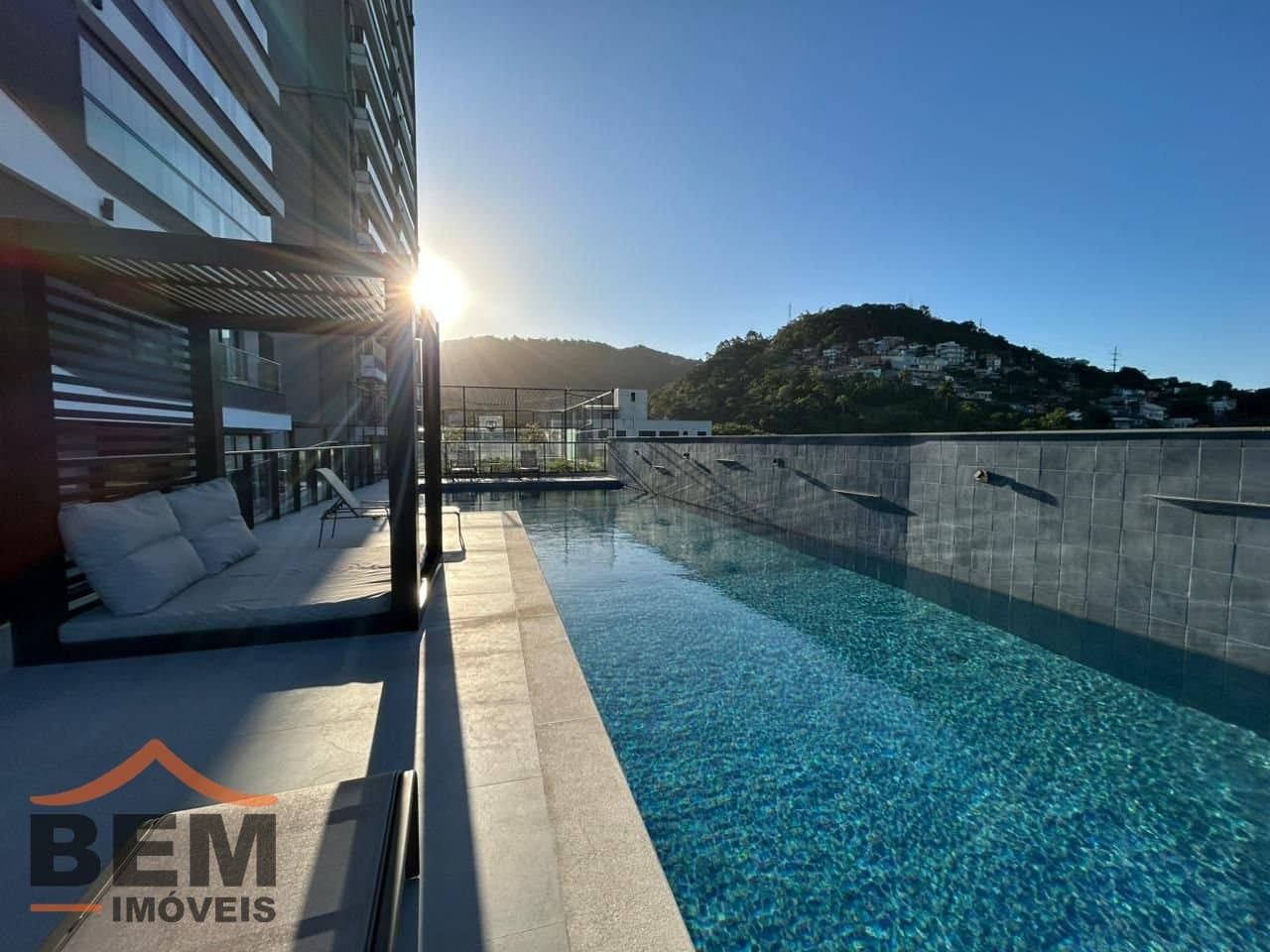 Apartamento para Venda com 3 quartos e 106m² no bairro Praia Brava, em Itajaí