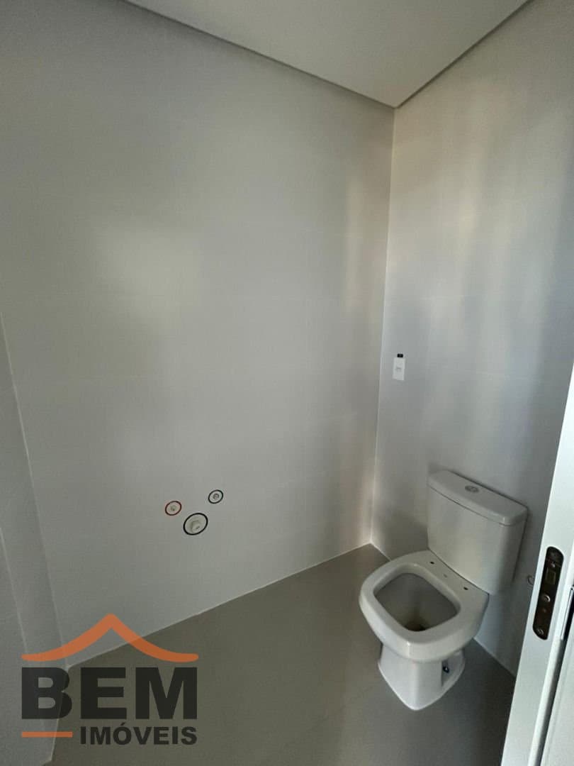 Apartamento para Venda com 3 quartos e 106m² no bairro Praia Brava, em Itajaí