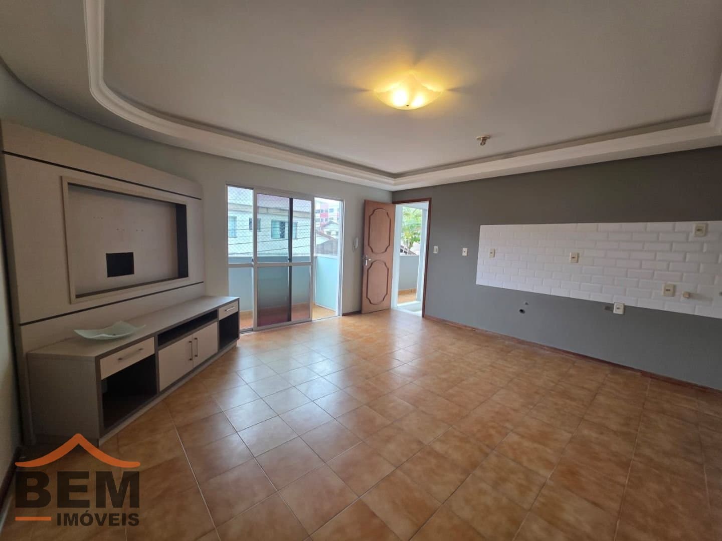 Apartamento para Locação com 2 quartos e 60m² no bairro Nações, em Balneário Camboriú