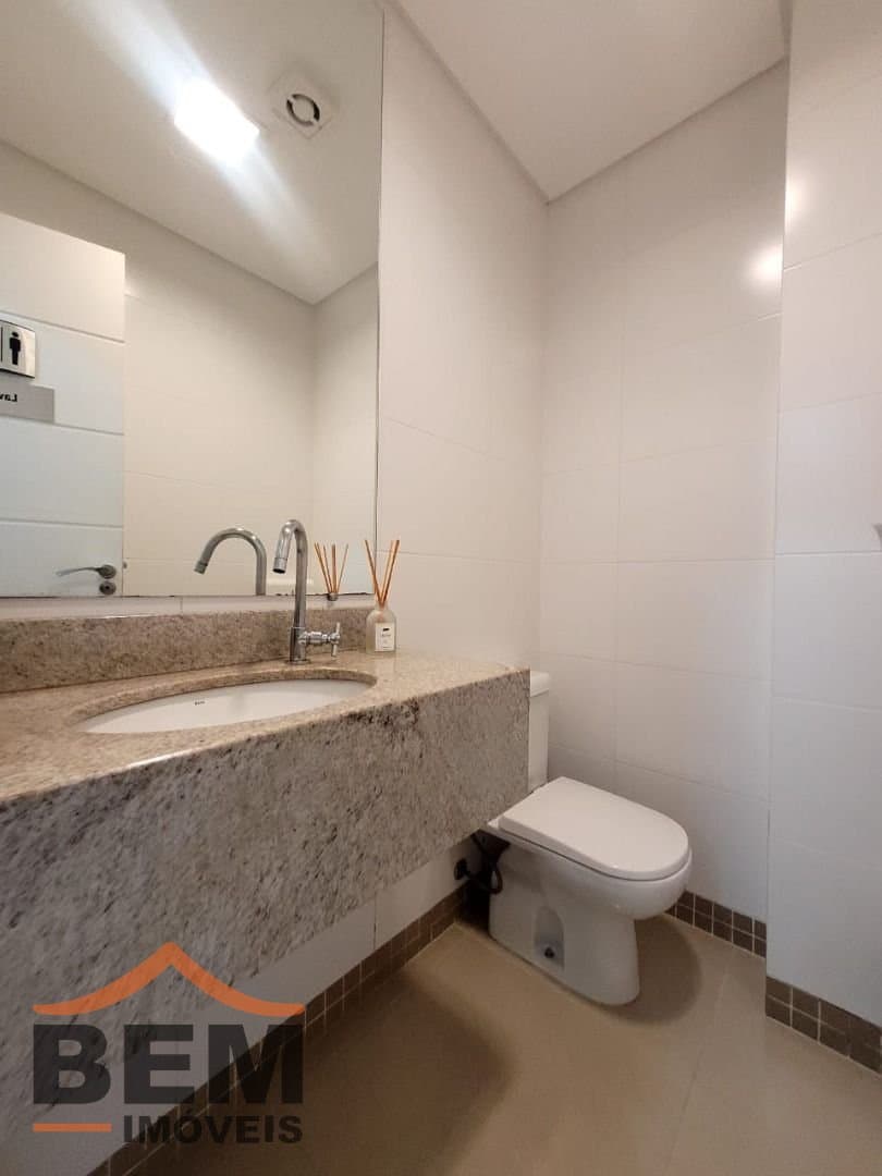 Salas/Conjuntos para Locação com 15m² no bairro Ariribá, em Balneário Camboriú: 09- BANHEIRO 