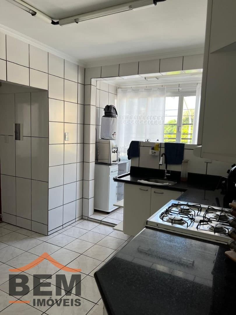 Apartamento para Venda com 2 quartos e 60m² no bairro Vila Operária, em Itajaí