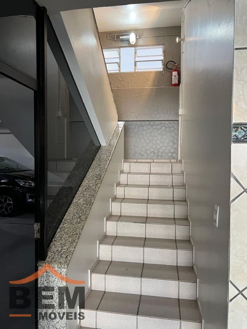 Apartamento para Venda com 2 quartos e 60m² no bairro Vila Operária, em Itajaí